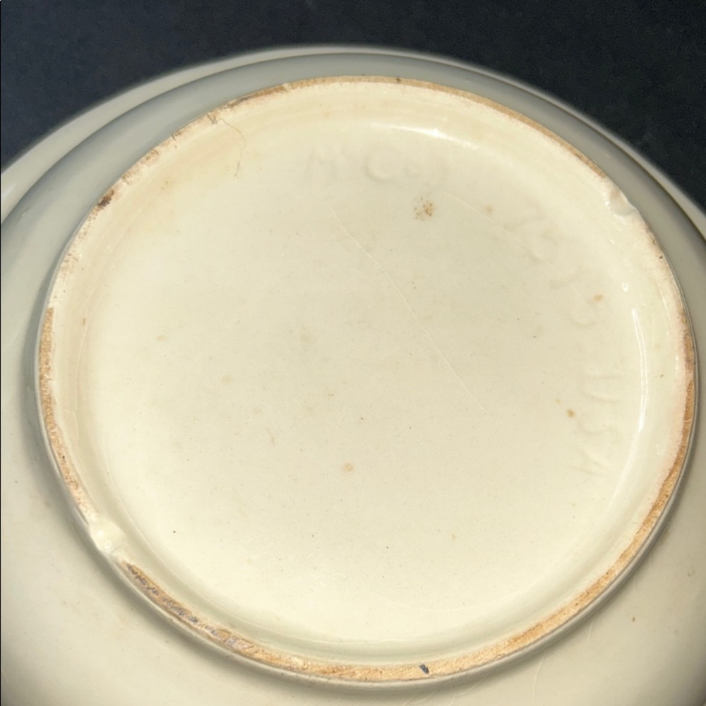 Vintage McCoy Cream Ceramic Bowl Made in USA - Picture 2 of 7